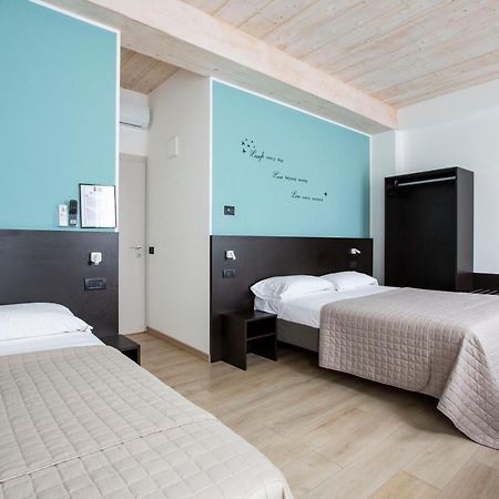 Il B&B Di Piazza Motta Albese Con Cassano Exterior photo