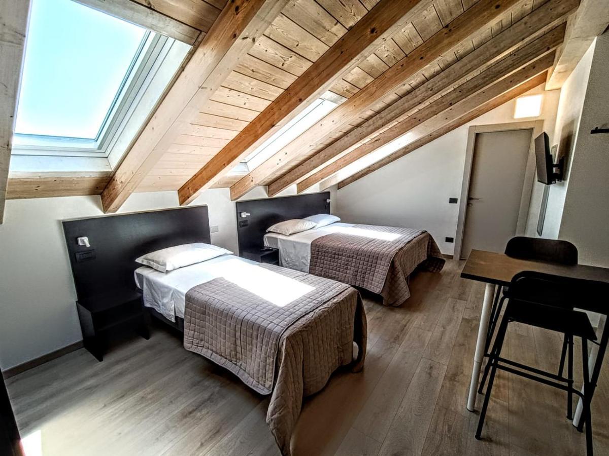 Il B&B Di Piazza Motta Albese Con Cassano Exterior photo