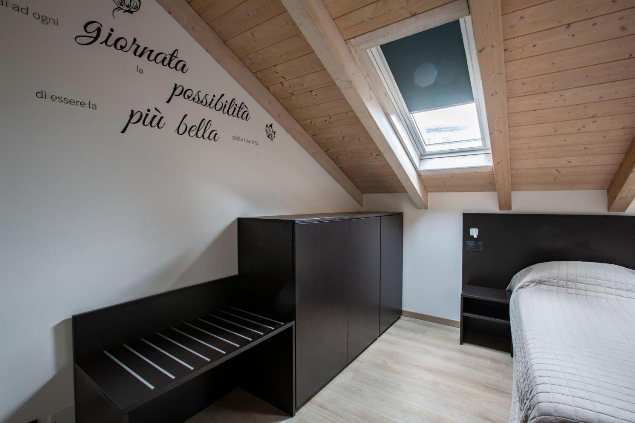 Il B&B Di Piazza Motta Albese Con Cassano Exterior photo